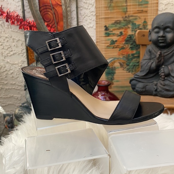 🖤🖤VINCE CAMUTO BLACK WEDGES🖤🖤 - Picture 4 of 6